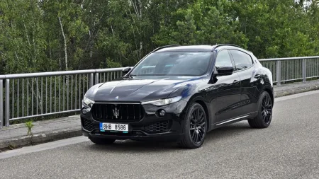 test-ojetiny-maserati-levante-sq4-2018-2