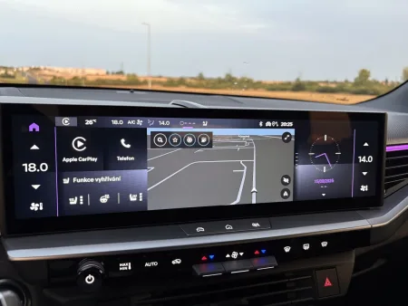 test-opel-grandland-1-2-hybrid-turbo-e-dct6-2025-19