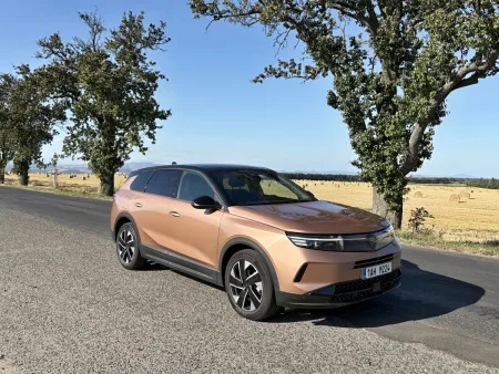 test-opel-grandland-1-2-hybrid-turbo-e-dct6-2025-28