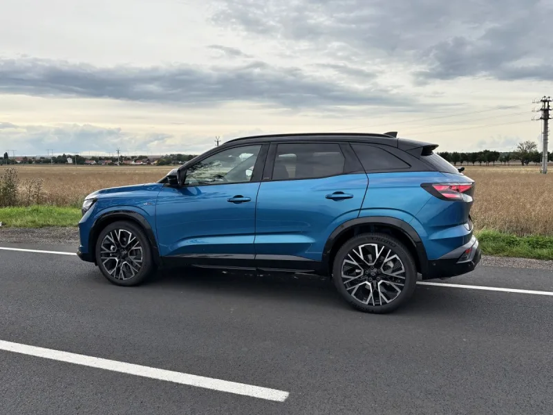 test-renault-austral-e-tech-200-esprit-alpine-2025-35