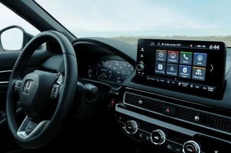 2026-honda_civic_ehev-facelift-3