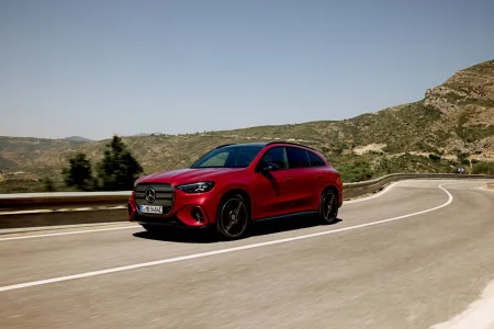 2026-mercedes-benz-glc-16