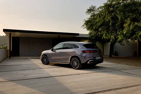 2026-mercedes-benz-glc-2