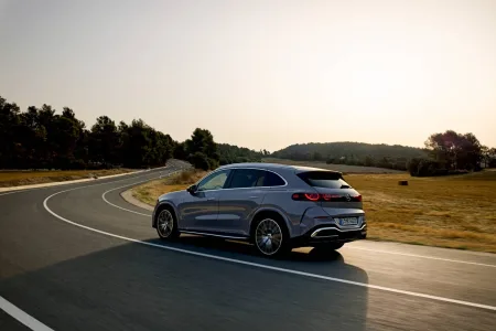 2026-mercedes-benz-glc-8