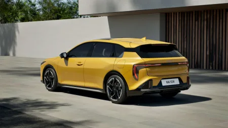 2026-novy_model-kia_k4-4