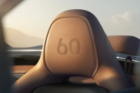 60-let-oslava-aston-martin-volante-12