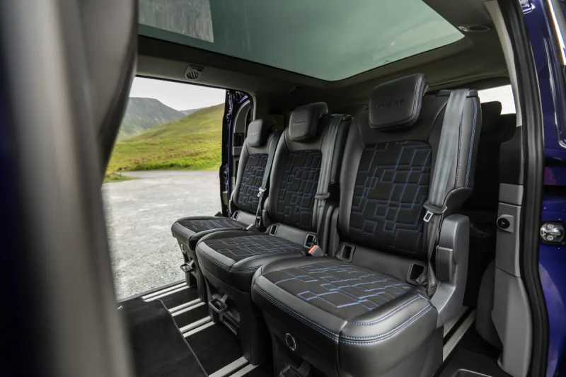 ford-e-tourneo-custom-ms-rt-4