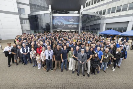 ford_transit_festival_guinness_world_record-4