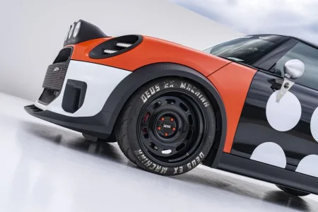 mini-john-cooper-works-the-machina-2