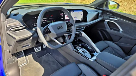 test-audi-sq5-tfsi-quattro-2025-19
