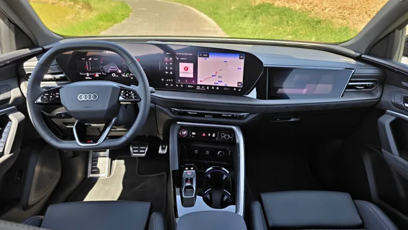 test-audi-sq5-tfsi-quattro-2025-21