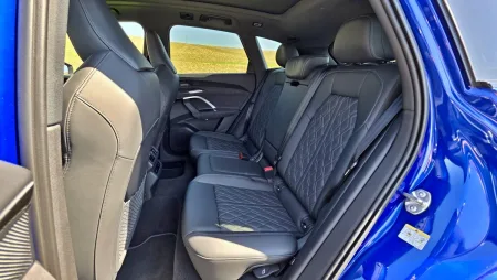 test-audi-sq5-tfsi-quattro-2025-27