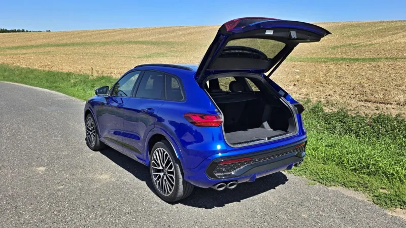 test-audi-sq5-tfsi-quattro-2025-28