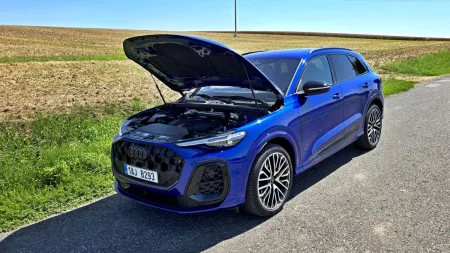test-audi-sq5-tfsi-quattro-2025-30