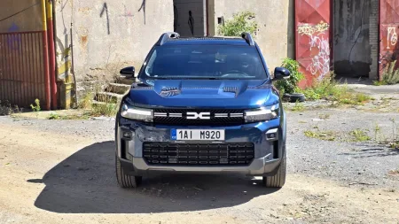test-dacia-bigster-journey-hybrid-155-2025