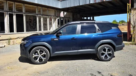 test-dacia-bigster-journey-hybrid-155-2025-4