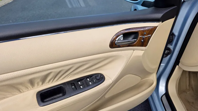 test-ojetiny-peugeot-607-22-16v-2001-11
