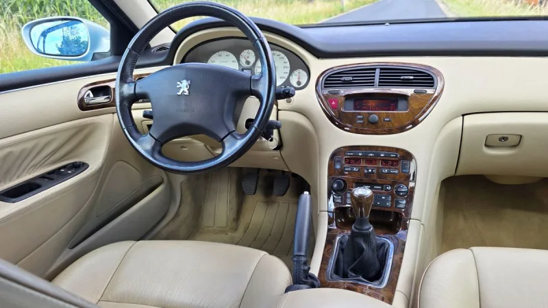 test-ojetiny-peugeot-607-22-16v-2001-15