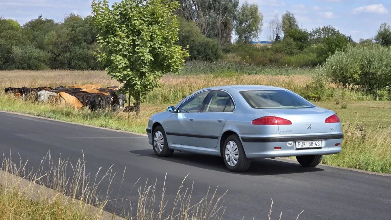test-ojetiny-peugeot-607-22-16v-2001-4
