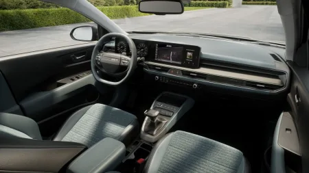 kia-stonic-my26-baseline-interior-digital-1920x1080-1