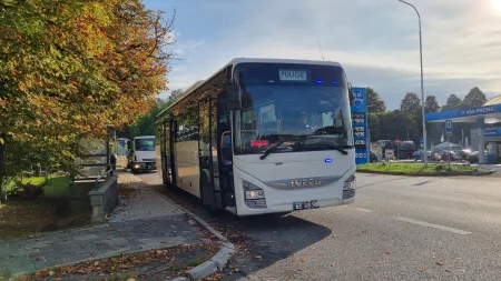 policie-autobus-4