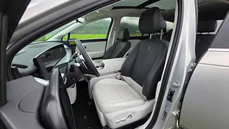 prvni_jizda-test-2026-hyundai_ioniq_9_4x4-10