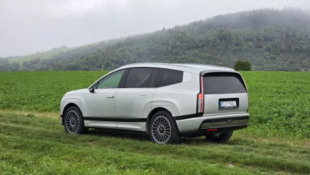 prvni_jizda-test-2026-hyundai_ioniq_9_4x4-3