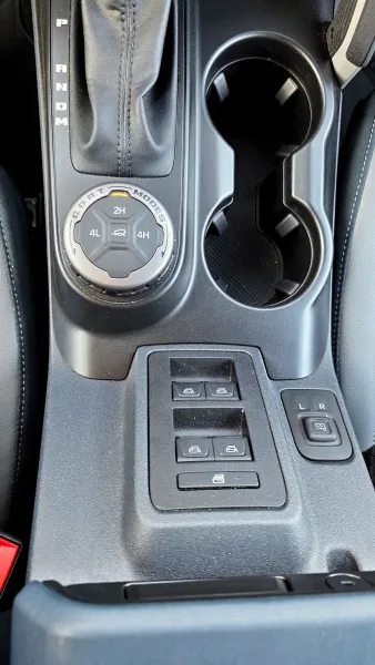 test-ford-bronco-outer-banks-2-7-ecoboost-v6-twin-turbo-2025-25