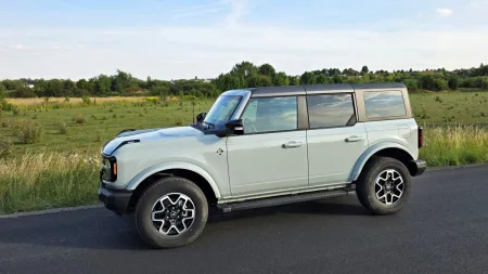 test-ford-bronco-outer-banks-2-7-ecoboost-v6-twin-turbo-2025-3