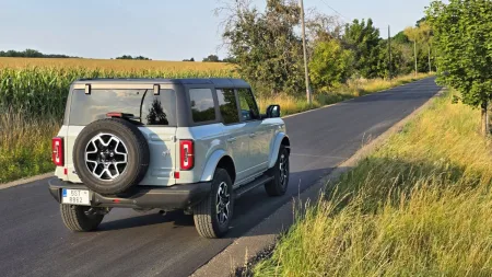 test-ford-bronco-outer-banks-2-7-ecoboost-v6-twin-turbo-2025-6