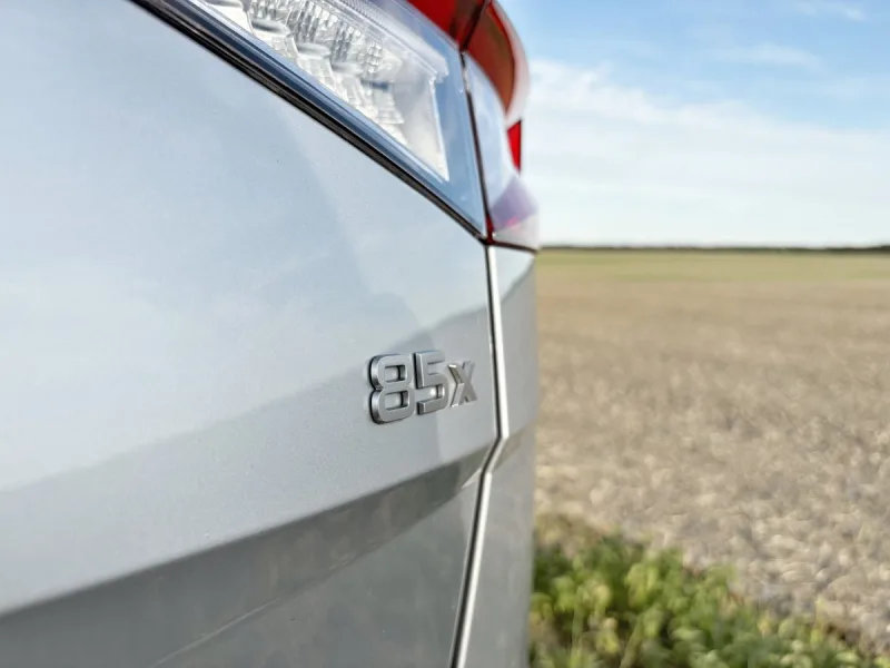 test-skoda-enyaq-85x-elektromobil-2025-14