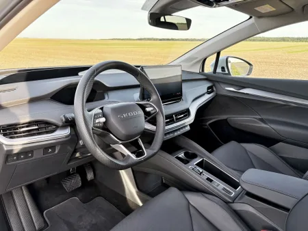 test-skoda-enyaq-85x-elektromobil-2025-15