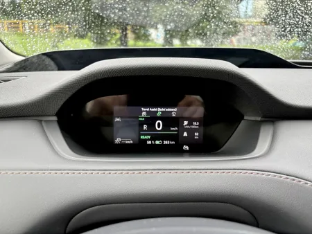 test-skoda-enyaq-85x-elektromobil-2025-18