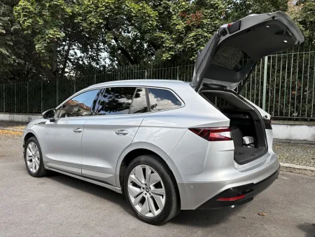 test-skoda-enyaq-85x-elektromobil-2025-23