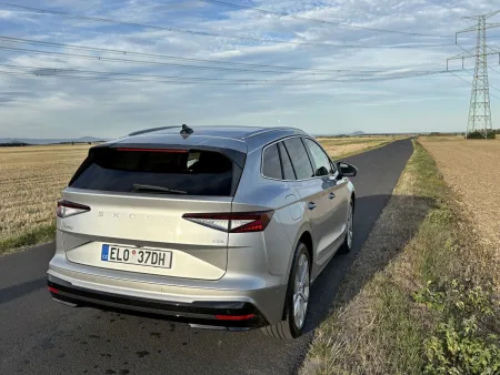 test-skoda-enyaq-85x-elektromobil-2025-5