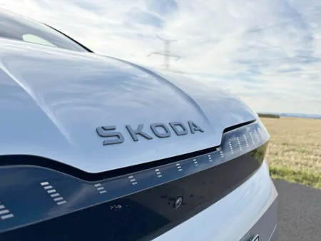 test-skoda-enyaq-85x-elektromobil-2025-9