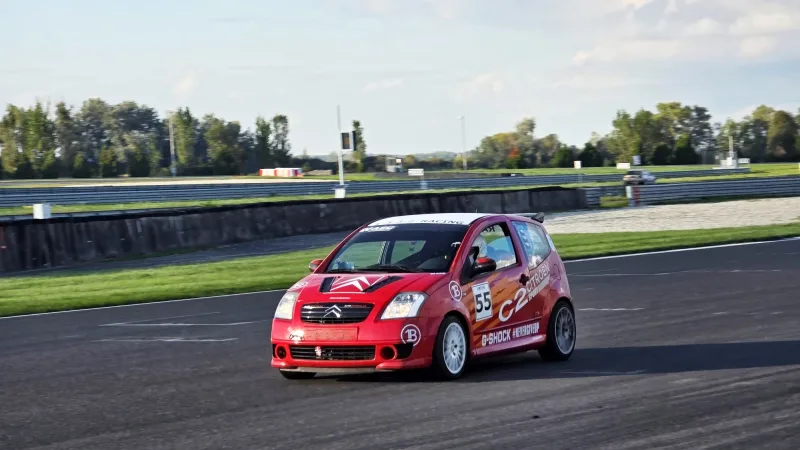 1432_racing-slovakia_ring-zari_2025-2