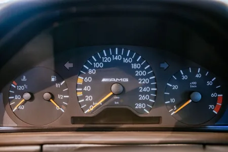 mercedes-benz-e-60-amg-rada-w210-8