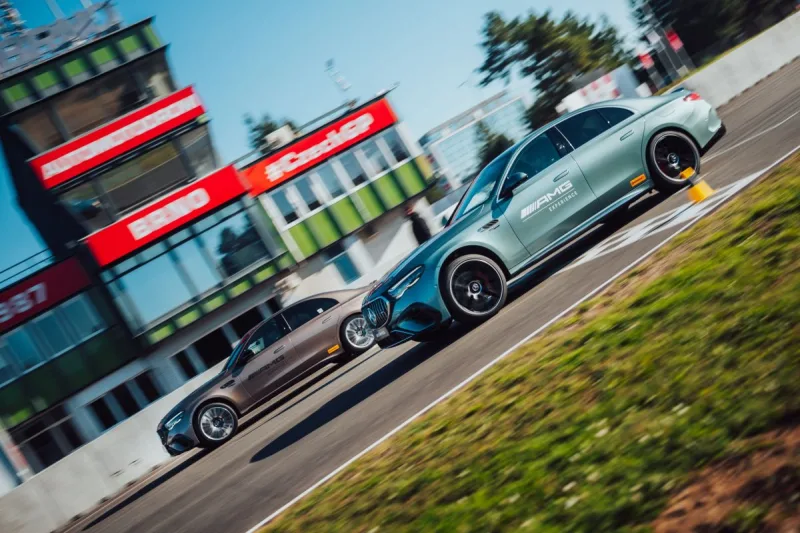 amg-experience-on-track-automotodrom-brno-rijen-2025-12