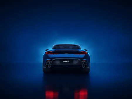 2025-aston-martin-db12-s-4