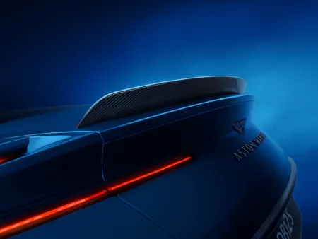 2025-aston-martin-db12-s-8