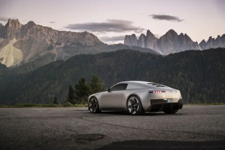 2025-audi_concept_c-4