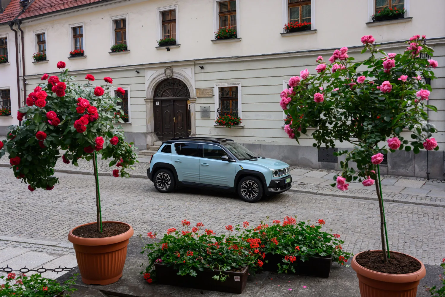 2025-renault-4-e-tech-elektricky