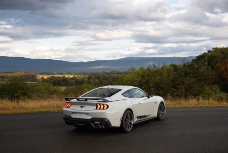 2025-ford-mustang-rtr-4