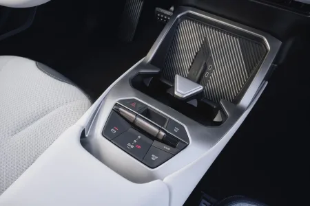2026-bmw-ix3-11