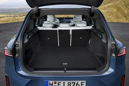2026-bmw-ix3-14