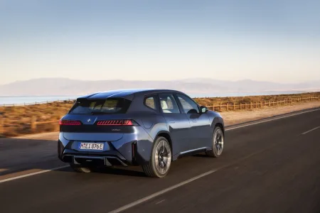 2026-bmw-ix3-6