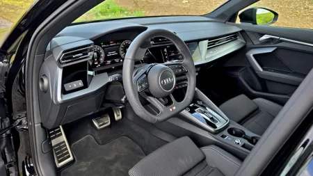 test-audi-a3-sportback-40-tfsi-e-plug-in-hybrid-2025-10