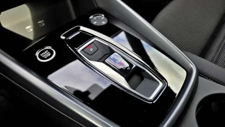 test-audi-a3-sportback-40-tfsi-e-plug-in-hybrid-2025-17