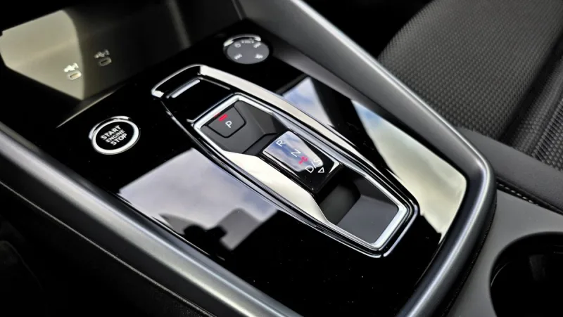 test-audi-a3-sportback-40-tfsi-e-plug-in-hybrid-2025-17